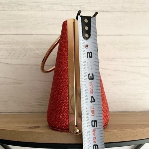 Alessia Red and Gold Bejeweled Closure Clutch Bag - Picture 11 of 12